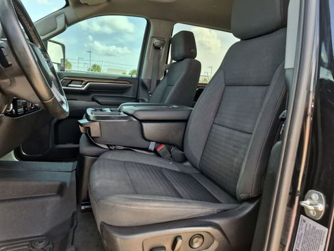Used 2024 Chevrolet Silverado 2500 LT AWD/4WD image 19