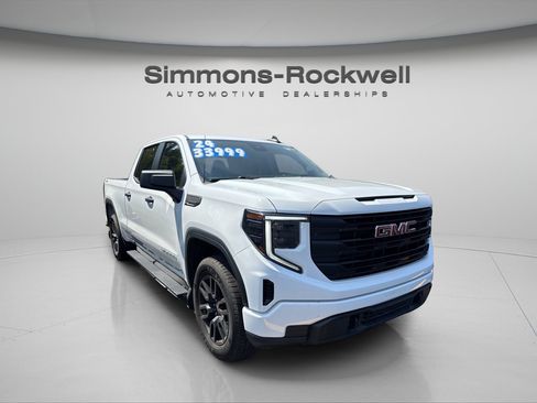 Used 2024 GMC Sierra 1500 Pro w/ Graphite Edition AWD/4WD image 6