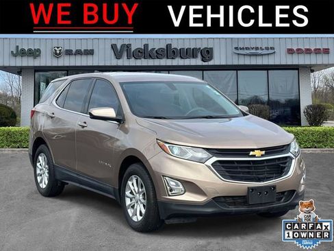 Used 2018 Chevrolet Equinox LT image 1