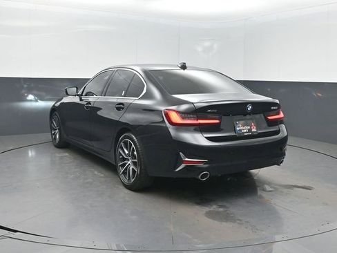 Used 2020 BMW 330i xDrive Sedan w/ Convenience Package image 3