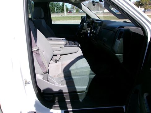 Used 2017 Chevrolet Silverado 1500 W/T image 7