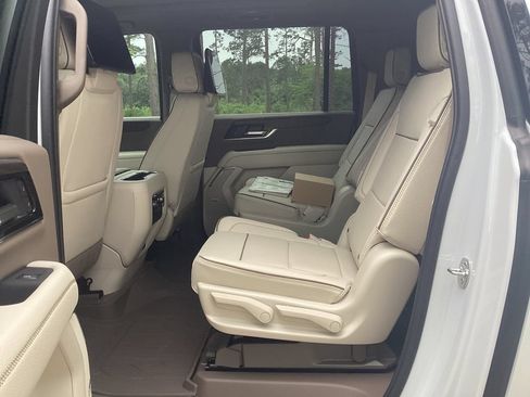 New 2026 GMC Yukon XL Denali w/ Advanced Technology Package RWD image 34