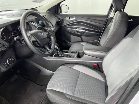 Used 2019 Ford Escape SE image 10
