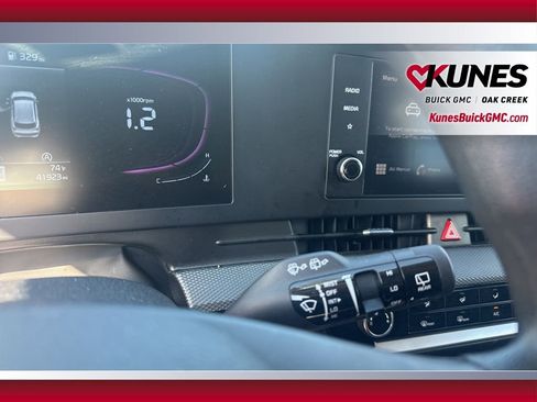 Used 2024 Kia Sportage LX image 31