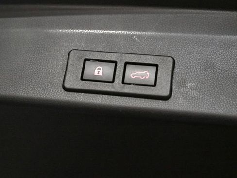 Used 2025 Subaru Ascent Touring w/ Popular Package #2 AWD/4WD image 68