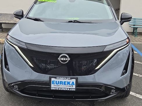 Used 2023 Nissan Ariya image 7