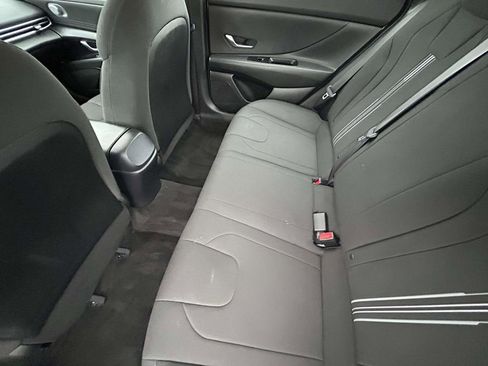 Used 2022 Hyundai Elantra SEL w/ Cargo Package image 11