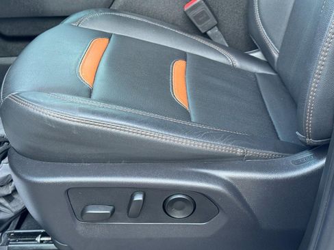 Used 2024 GMC Sierra 2500 AT4 w/ Technology Package image 27