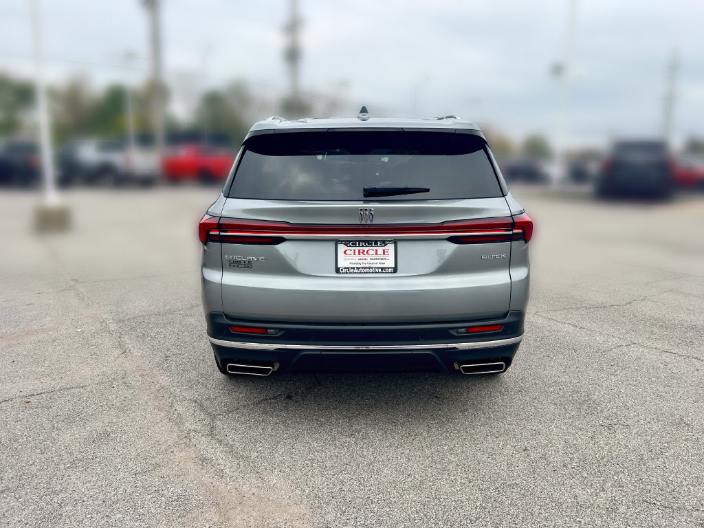 Used 2025 Buick Enclave Preferred w/ Power Package FWD image 6