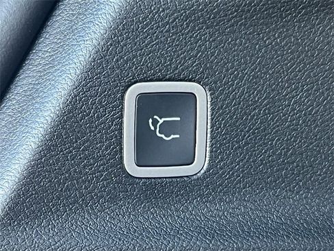 New 2026 Chrysler Pacifica Limited w/ Trailer Tow Group image 40