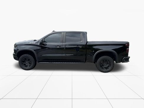 Used 2024 Chevrolet Silverado 1500 ZR2 w/ Technology Package AWD/4WD image 4