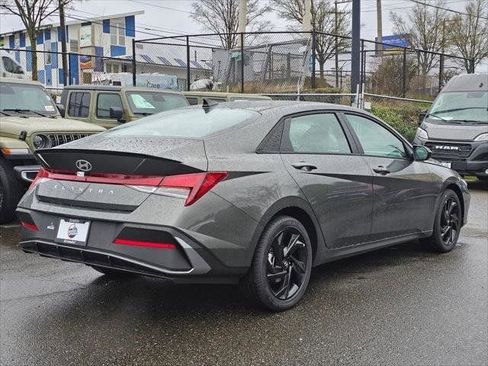 New 2026 Hyundai Elantra Sport FWD image 7