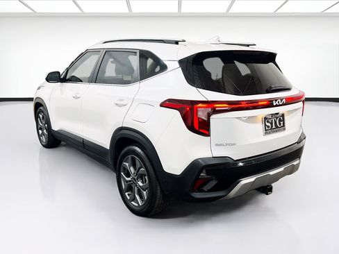 Used 2024 Kia Seltos S AWD/4WD image 6