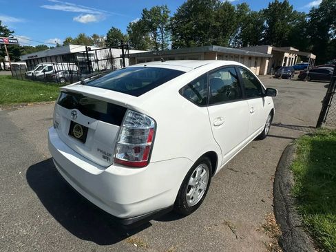 Used 2009 Toyota Prius w/ Pkg 2 FWD image 5