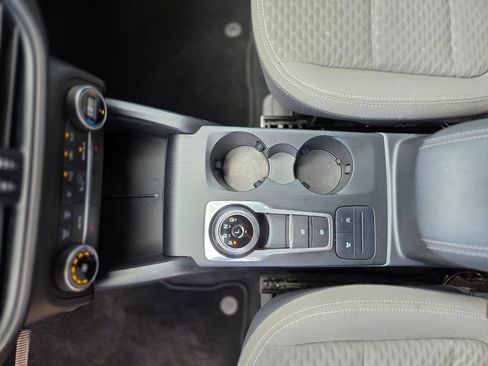 Used 2020 Ford Escape SE FWD image 27