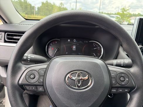 Used 2024 Toyota RAV4 LE FWD image 12