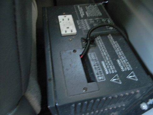 Used 2015 Chevrolet Express 2500 RWD image 16