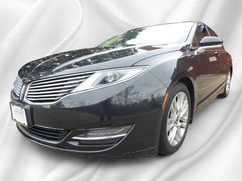 Used 2014 Lincoln MKZ w/ Equipment Group 101A Select image 6