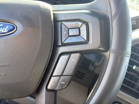 Used 2022 Ford F350 XL w/ Power Equipment Group image 8