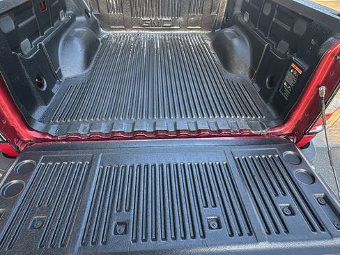 Used 2017 GMC Canyon SLT w/ Driver Alert Package image 25