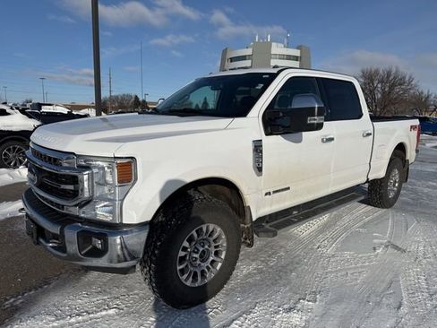 Used 2021 Ford F250 Lariat w/ Chrome Package image 5