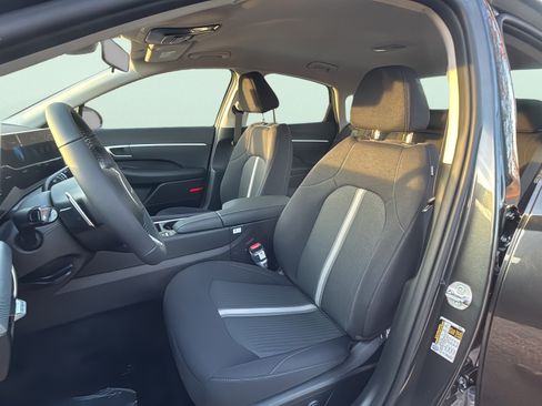 New 2026 Hyundai Sonata SEL FWD image 19