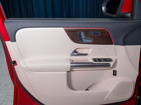 Certified 2026 Mercedes-Benz GLA 250 image 11
