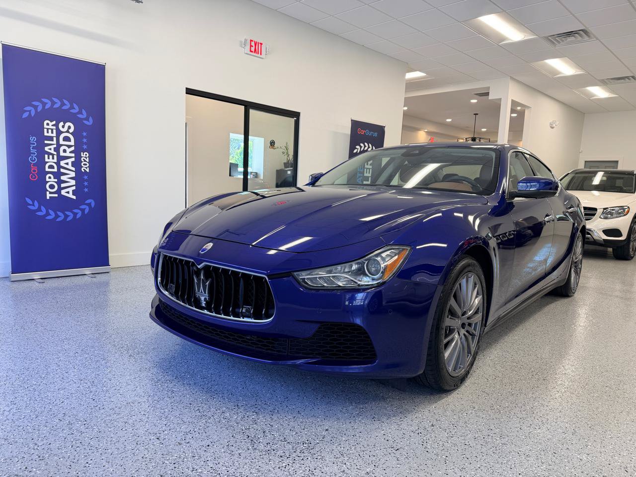 Used 2017 Maserati Ghibli S RWD image 3