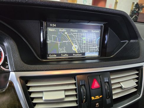 Used 2011 Mercedes-Benz E 350 4MATIC Wagon image 20