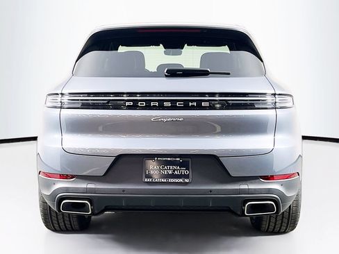 New 2026 Porsche Cayenne AWD/4WD image 10
