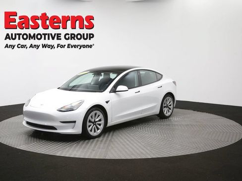 Used 2021 Tesla Model 3 Standard Range Plus RWD image 50