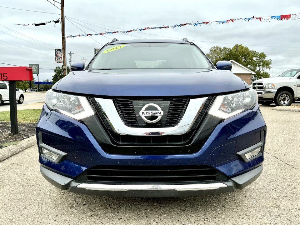 Used 2017 Nissan Rogue SV w/ SV Premium Package FWD image 29