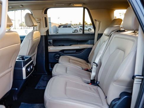 Used 2024 Ford Expedition Max Limited image 23