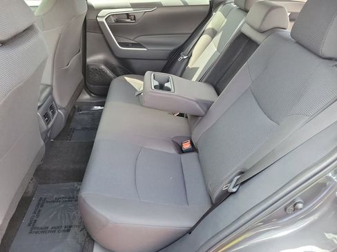 Used 2025 Toyota RAV4 LE image 21