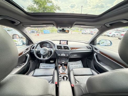 Used 2016 Audi Q3 2.0T Prestige w/ Prestige Package AWD/4WD image 27