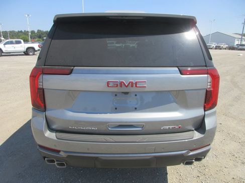 New 2026 GMC Yukon AT4 AWD/4WD image 5