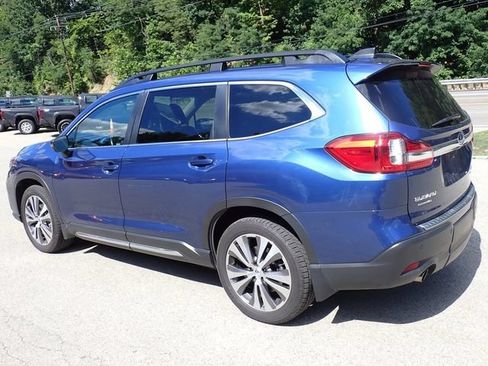 Used 2022 Subaru Ascent Limited w/ Technology Package AWD/4WD image 5