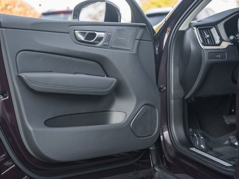 New 2026 Volvo XC60 B5 Ultra w/ Protection Package Premier image 37