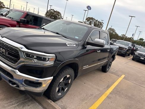 Used 2019 RAM 1500 Limited w/ Advanced Safety Group AWD/4WD image 5