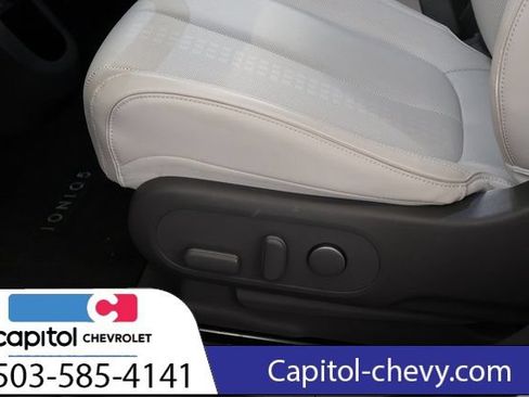 Used 2023 Hyundai Ioniq 5 SEL w/ Cargo Package AWD/4WD image 14