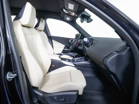 Used 2025 BMW X3 M50 image 9