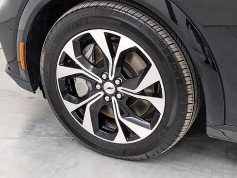 Certified 2023 Ford Mustang Mach-E Premium image 5