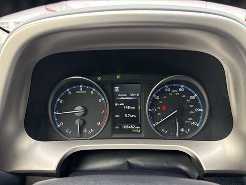Used 2018 Toyota RAV4 XLE image 27