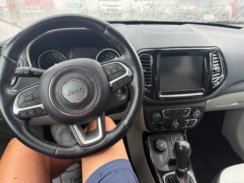 Used 2020 Jeep Compass Limited AWD/4WD image 27