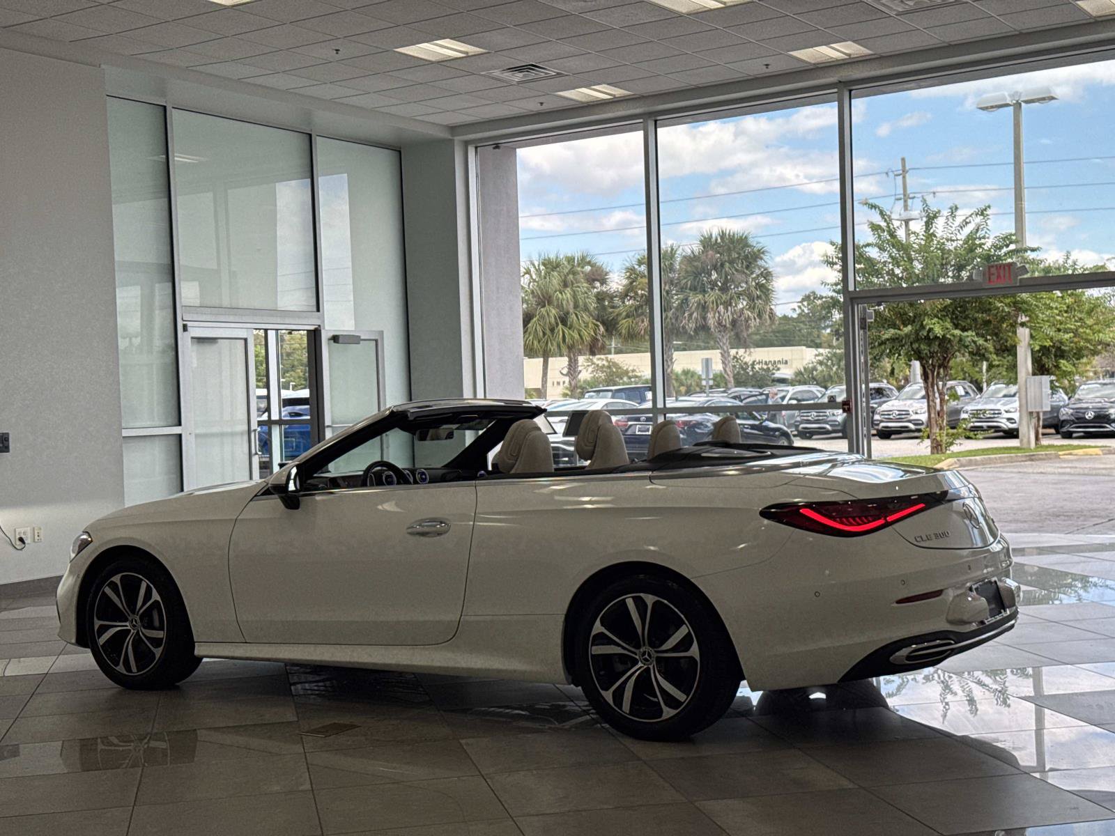 Certified 2024 Mercedes-Benz CLE 300 4MATIC Cabriolet image 26