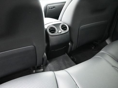 Used 2022 Mercedes-Benz GLC 300 4MATIC Coupe image 14