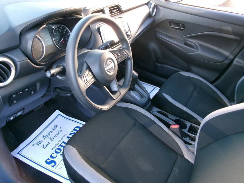 Used 2025 Nissan Versa S w/ Trunk Package FWD image 6