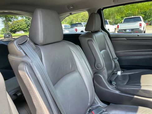 Used 2019 Honda Odyssey EX-L image 35