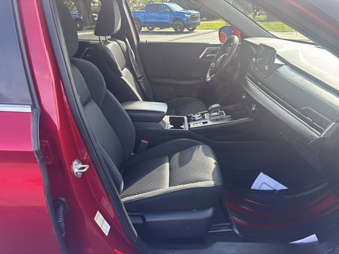 Used 2022 Mitsubishi Outlander ES image 14