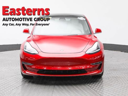 Used 2020 Tesla Model 3 Standard Range image 2